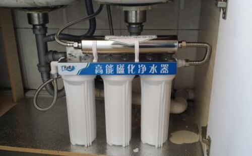 鄭州凈水器廠家：凈水器加盟如何降低風(fēng)險