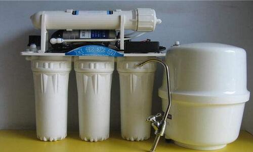 鄭州凈水器廠家：凈水器后期保養(yǎng)法則